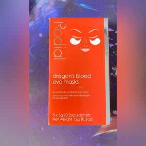 RODIAL DRAGON'S BLOOD JELLY EYE PATCHES